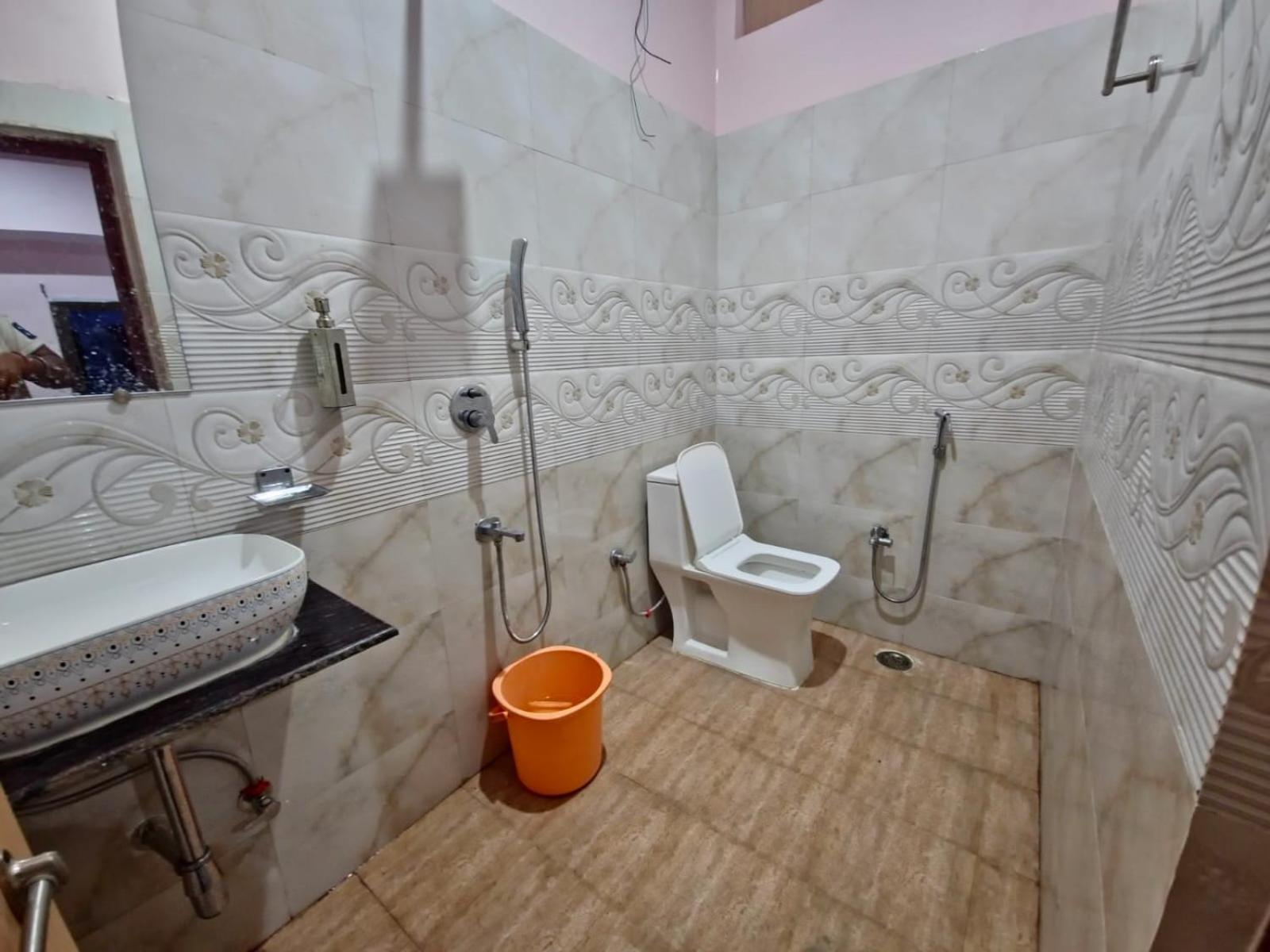 Hotel Kalika P Guest House Varanasi Exterior photo